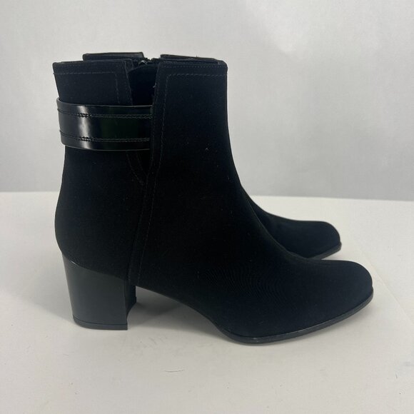 Stuart Weitzman Black Lined Booties Size 10 - Picture 3 of 17